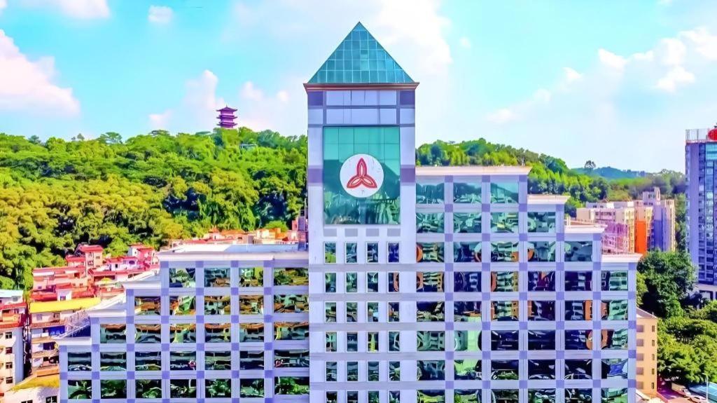 Fenggang Gladden Hotel Tiantangwei Exterior foto